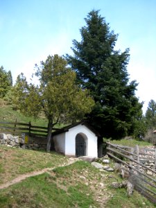 Kapellenbildstock in Grissian 1