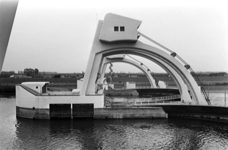 Kanalisatie van Neder Rijn d.m.v. stuw en sluizencomple bij Driel, Bestanddeelnr 923-9630