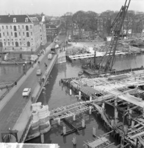 Kattenburgerbrug bij marine-etablissement wordt vervangen door geheel nieuwe, Bestanddeelnr 917-5652