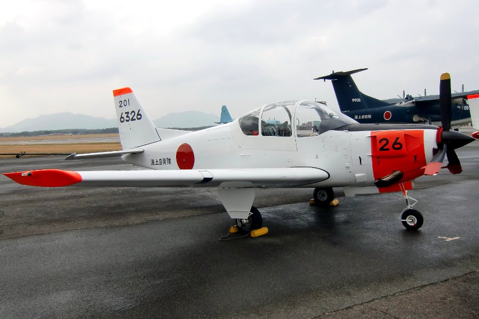 JMSDF T-5 ashiya 20121124 123014