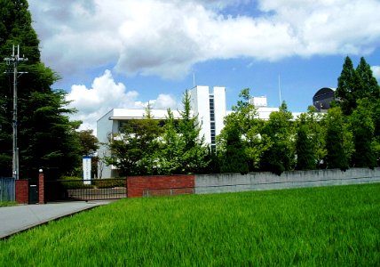 Kobe-Univ-of-Fashion-and-Design-2012081601 photo