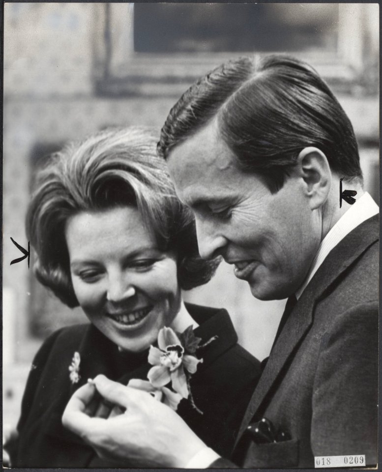 Koninklijk huis, prinsen, prinsessen, geschenken, Beatrix, prinses, Claus, prins, Bestanddeelnr 018-0209