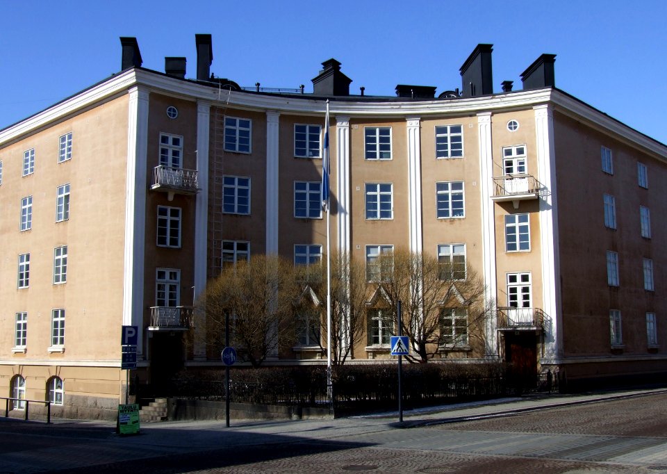 Kolmiotalo Oulu 20070409