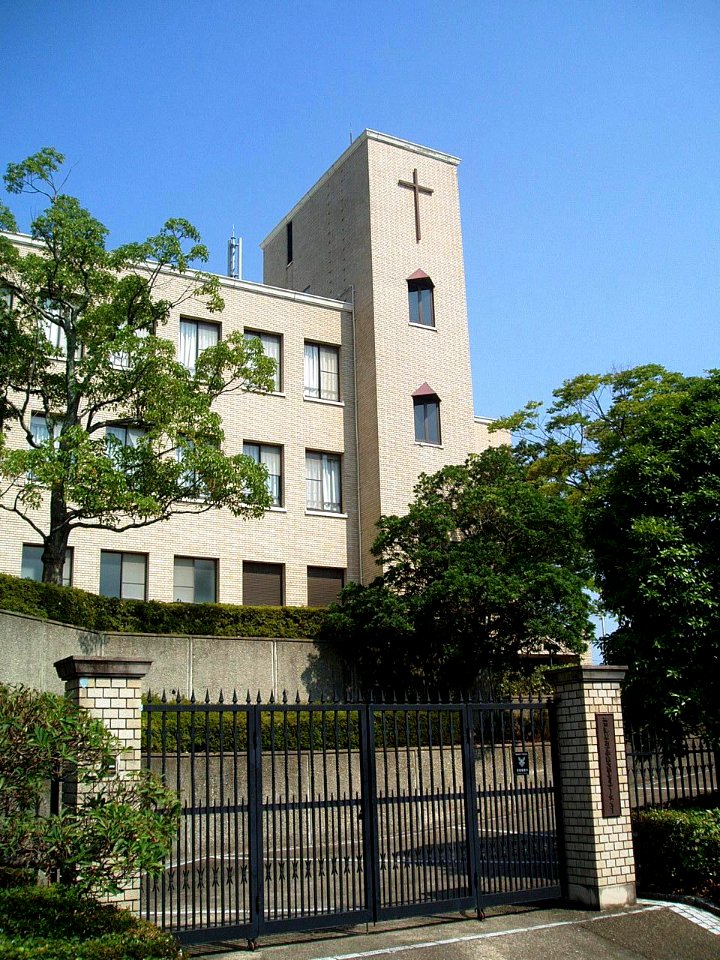 Kobe-Kaise-College-Seminar-Center-20130811