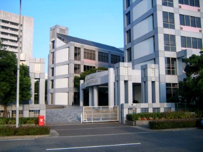KOBE WOMEN'S JUNIOR COLLEGE 2
