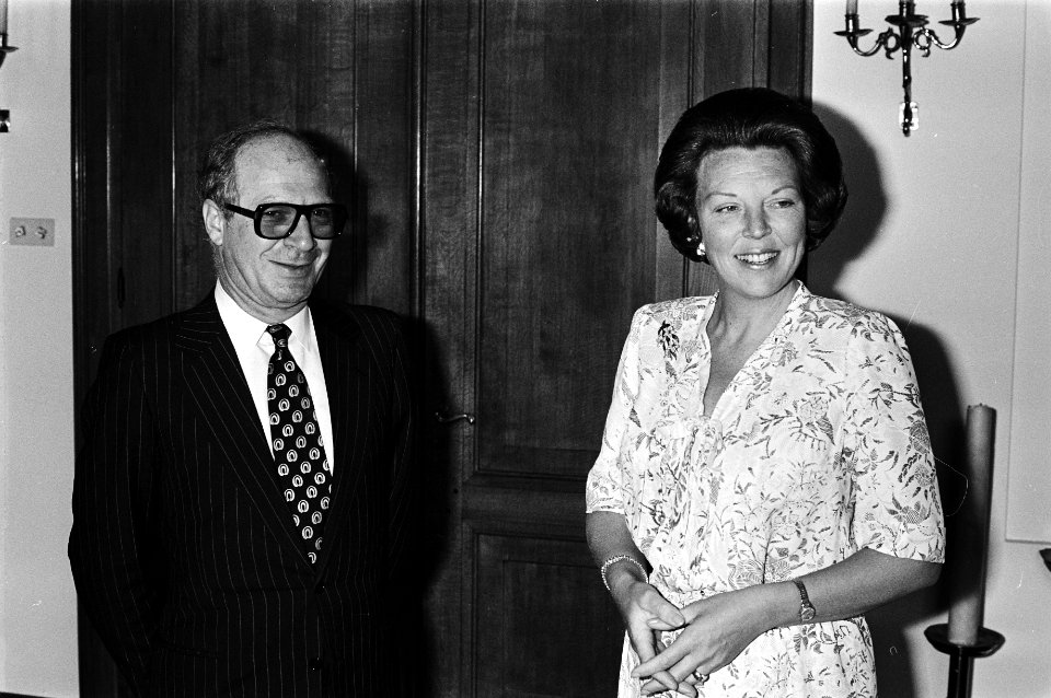Koningin Beatrix ontvangt op Drakestein Oostenrijkse minister Buitenlandse Zaken, Bestanddeelnr 930-8768
