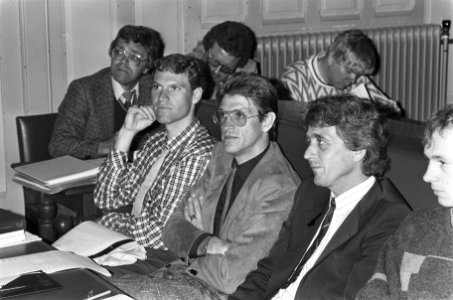 Kort geding Gerrie Knetemann tegen sponsor Skil in Breda v.l.n.r. wielrenners Pi, Bestanddeelnr 933-4614