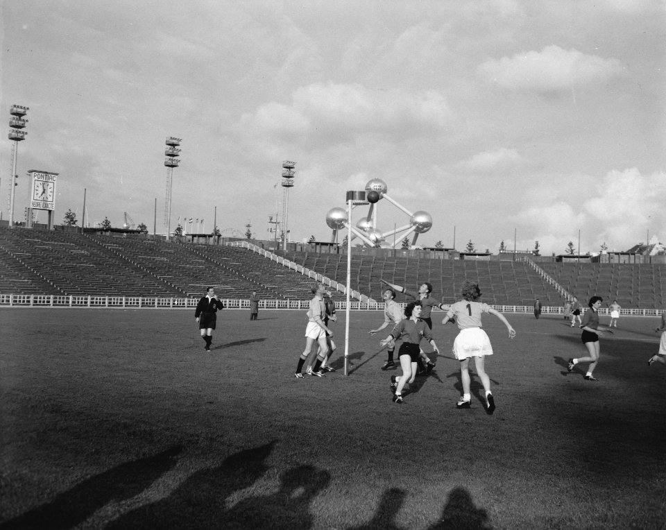 Korfbal Belgie tegen Nederland 4-4 in het Hijzelstadion te Brussel, Bestanddeelnr 909-6529