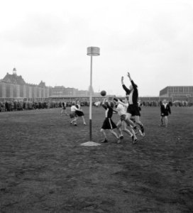 Korfbal Westerkwartier tegen Rhoda 5-1 (vijfde doelpunt Rhoda), Bestanddeelnr 907-6884
