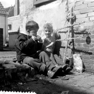 Kinderen maken hun Palmpasen, Bestanddeelnr 908-4945
