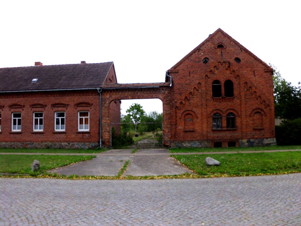 Krampfer Dorfstraße Gebäude 2