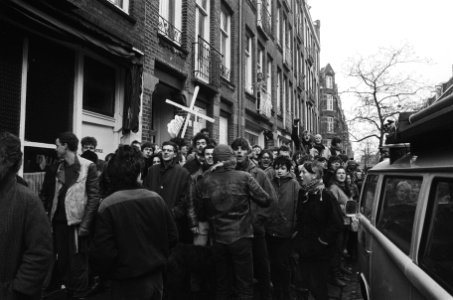 Krakers in de Groen van Prinstererstraat, Bestanddeelnr 933-5464