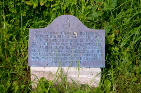 Kronberg, Victoriapark, Anton-Burger-Denkmal, Tafel