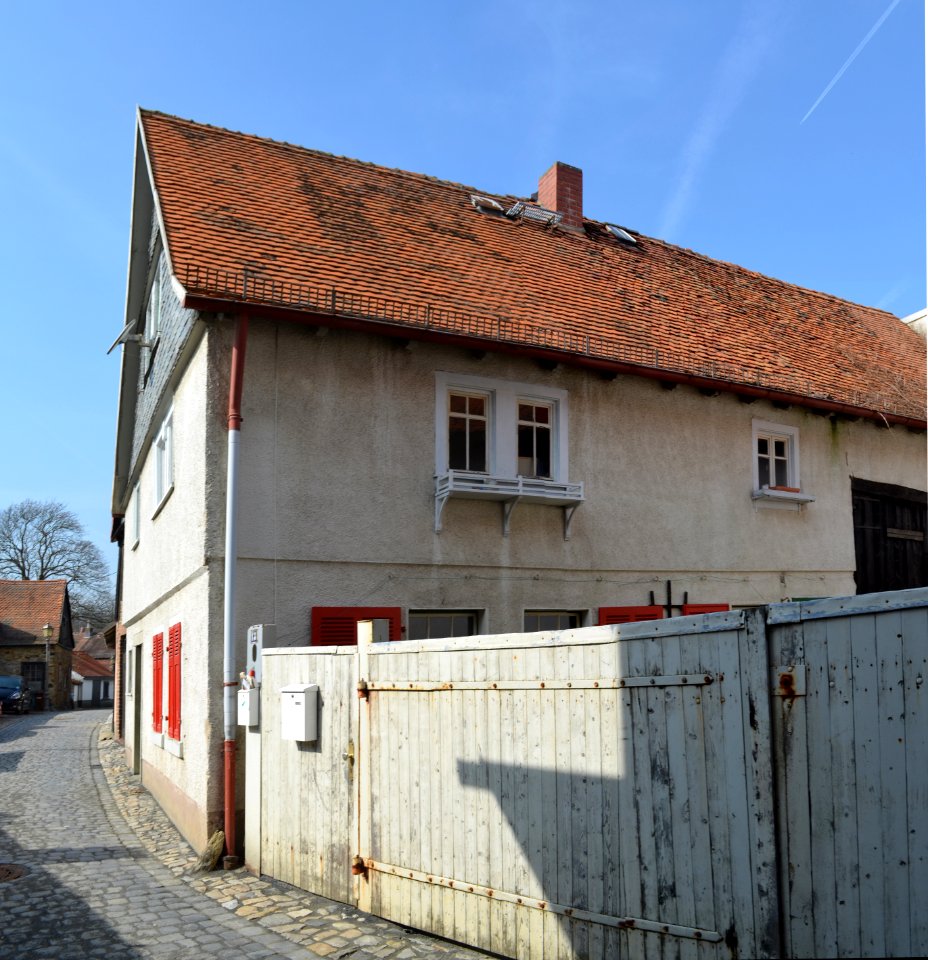Kronberg im Taunus, An der Stadtmauer 13