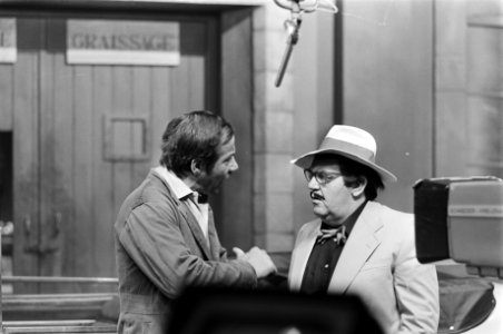 KRO-TV-spel Cesar Piet Römer (links) en Paul Meijer (in auto tijdens opnamen ), Bestanddeelnr 928-9168