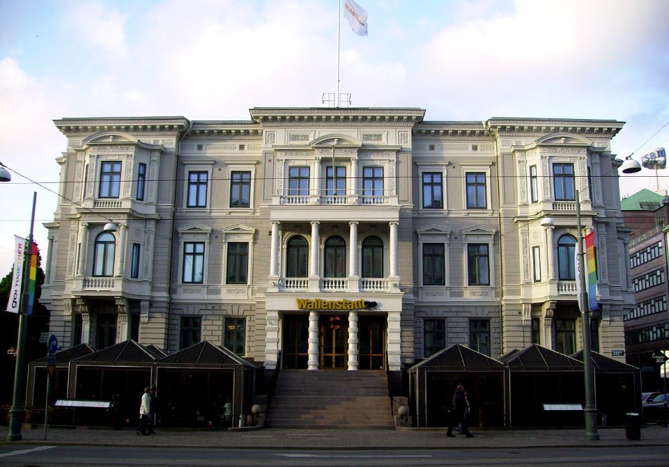 Kungsportsavenyn 2