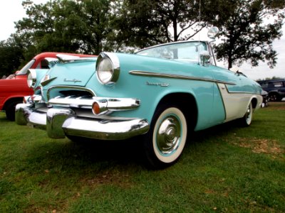 Dodge Kingsway Custom (1954) at the Autotron p2