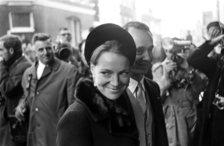 Doop Prins Johan Friso in Domkerk Utrecht 12 aankomst Prinses Irene en Prins Car, Bestanddeelnr 921-9731