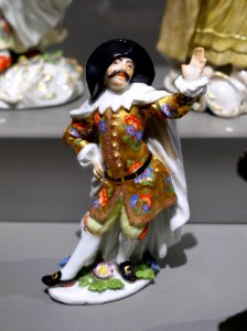 Doctor Boloardo, Peter Reinicke, Meissen Porcelain Factory, c. 1743-1745, hard-paste porcelain - Wadsworth Atheneum - Hartford, CT - DSC05240