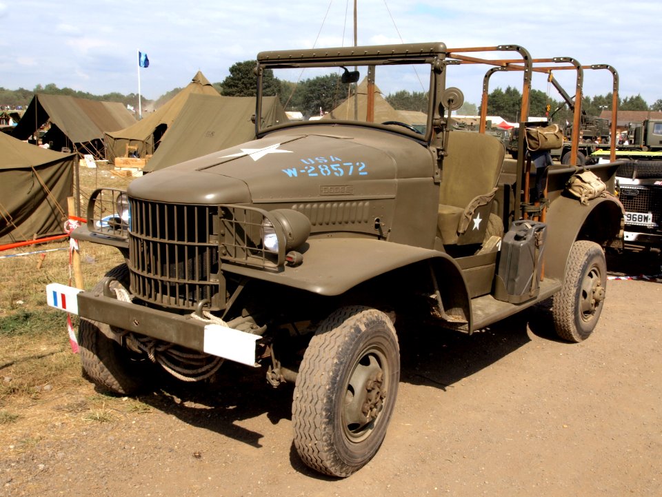 Dodge halve ton WC4 Weapons Carrier, W-28572