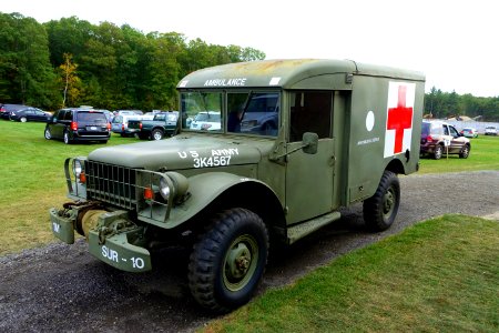 Dodge M43B1 Ambulance, front oblique view - Collings Foundation - Massachusetts - DSC07129