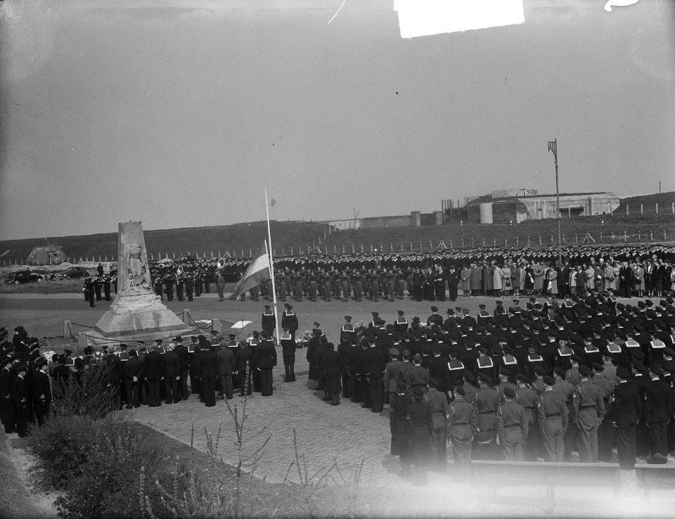 Dodenherdenking in Den Helder, Bestanddeelnr 904-5512