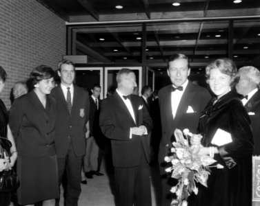 Documentaires, prinsessen, premières, film, Beatrix, prinses, Claus, prins, Bestanddeelnr 918-3203