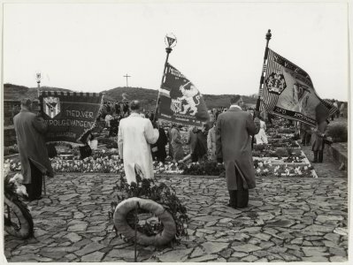 Dodenherdenking van de Ned. ver. Ex Politieke gevangenen, NL-HlmNHA 54011188