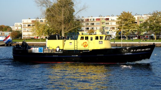 Dr. Ir. JOH. van VEEN, ENI 02606459 at the Amsterdam-Rhine Canal, pic3