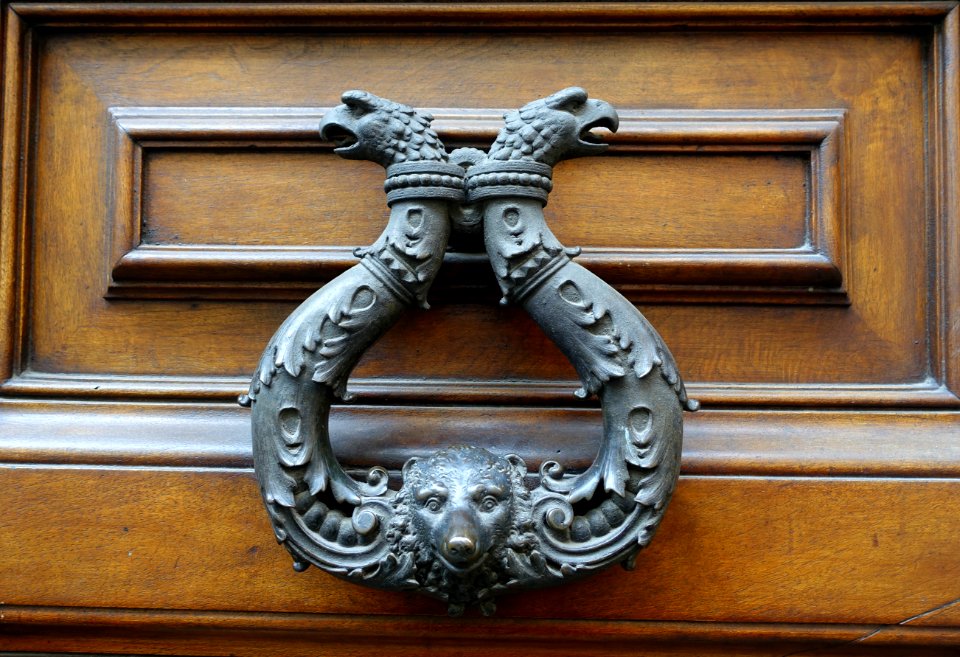 Door knocker - Castel Gandolfo - DSC04514