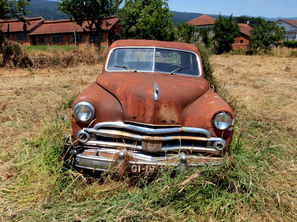 Dodge wreck, Bombeiros, Campo de Besteiros, pic2