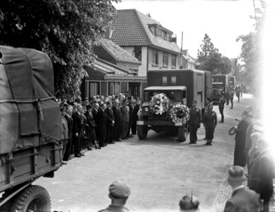 Dodentransport uit Duitsland Beel, Bestanddeelnr 902-7723