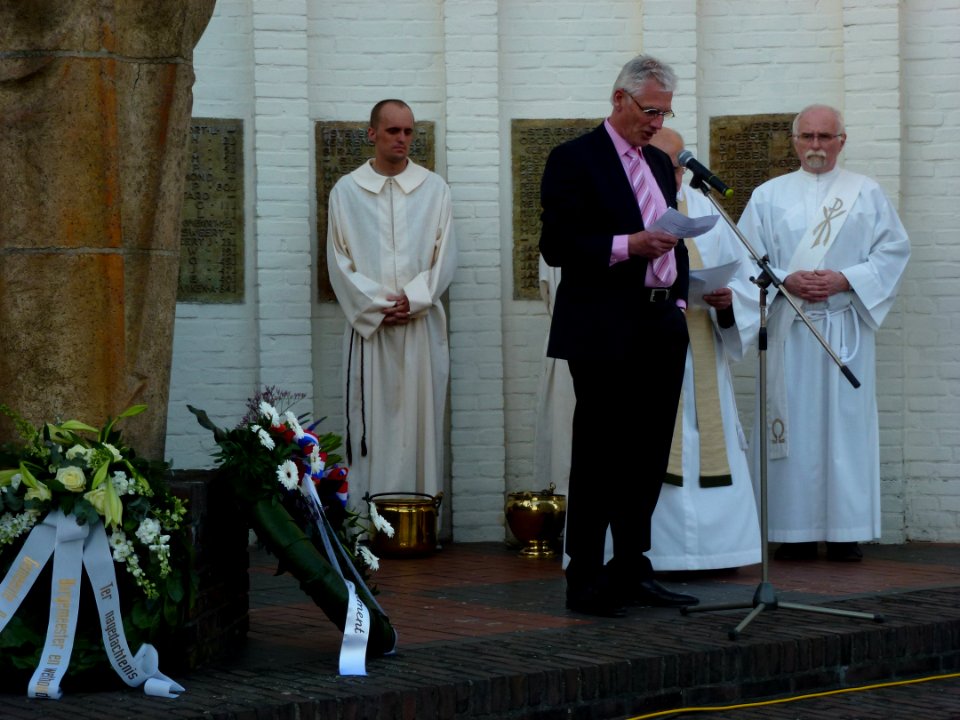 Dodenherdenking Montfort 2013 16