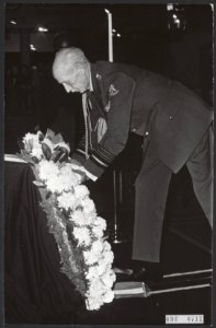 Dodenherdenkingen, kerken, tweede kamer, oorlogen, officieren, Schaper, Heije, Bestanddeelnr 094-0711