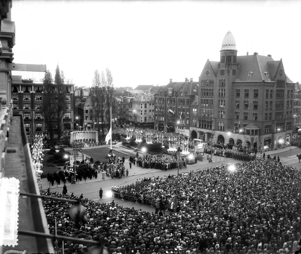 Dodenherdenking stilte overzicht Dam, Bestanddeelnr 907-1148