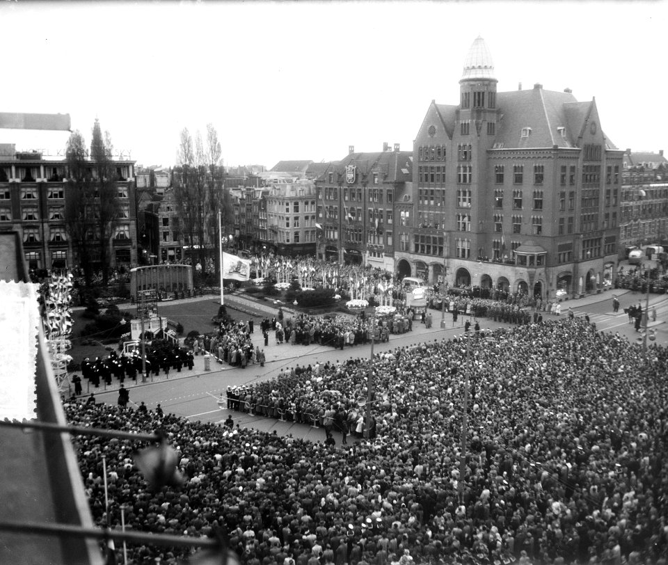Dodenherdenking stilte overzicht Dam, Bestanddeelnr 907-1149