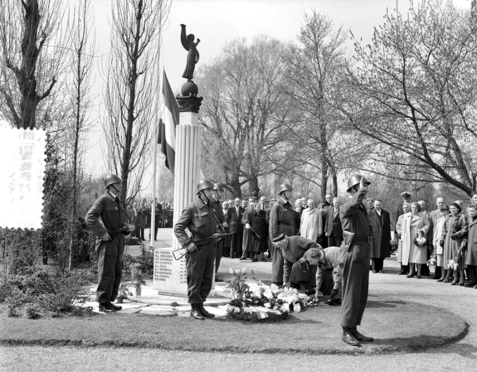 Dodenherdenking Oosterbegraafplaats Amsterdam, Bestanddeelnr 907-7422