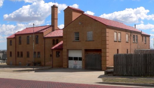 Dodge City Municipal Bldg from NW 1