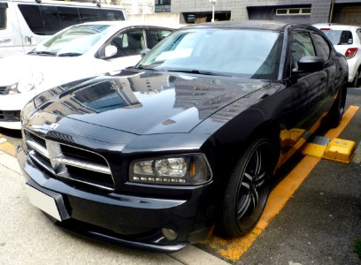 Dodge CHARGER SXE (LX) front