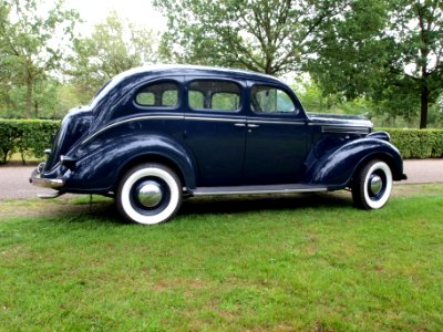 Dodge D8 (1938) at the Autotron, dutch licence registration 66-TZ-43 p2