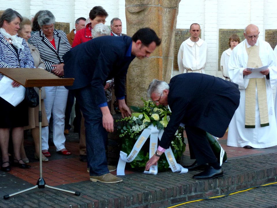 Dodenherdenking Montfort 2013 15