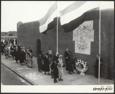 Dodenherdenking bij het voormalige Oranjehotel te Scheveningen, Bestanddeelnr 047-0592