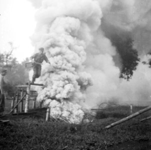 Djampang Koelon. Pas aangekomen troepen van een afdeling Veldartillerie krijgen , Bestanddeelnr 14804