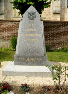 Dizy-le-Gros (Aisne) monument 3eme regiment d'autos mitrailleuses 16 mai 1940