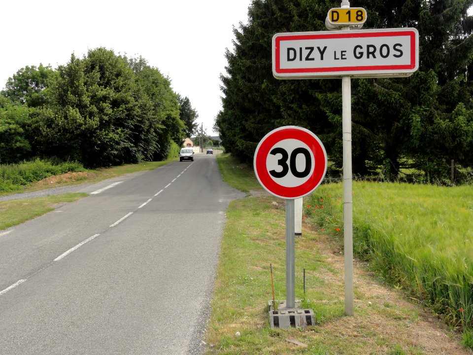 Dizy-le-Gros (Aisne) city limit sign