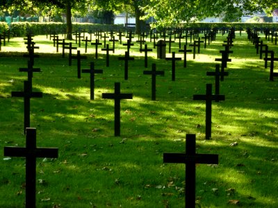 Dourges (Pas-de-Calais, Fr) cimetière allemand 04