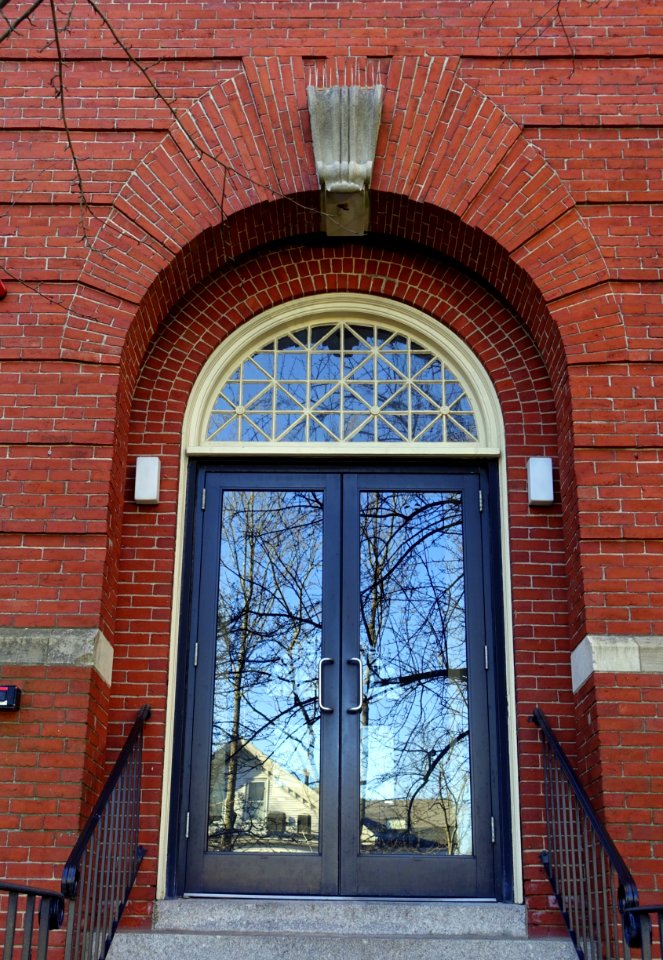Doorway - Arlington, MA - DSC03442