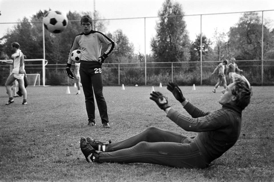 Doelman Van Breukelen tijdens de training, Bestanddeelnr 931-7073