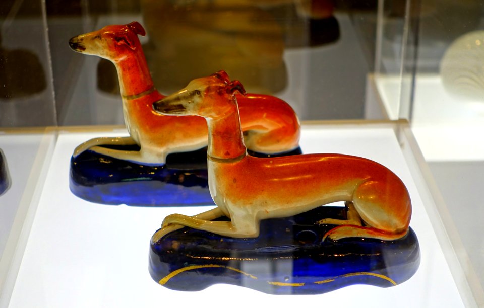 Dog figurine pen holders, Staffordshire, England, c. 1825-1840, glazed earthenware - Montreal Museum of Fine Arts - Montreal, Canada - DSC09321
