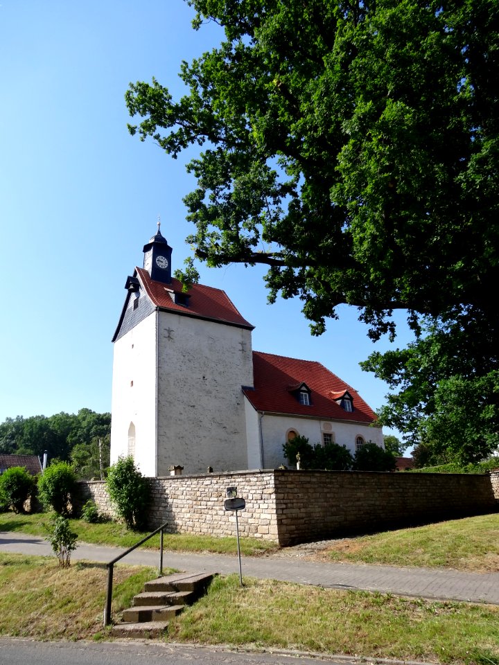 Dorfkirche in Bechstedtstraß 2